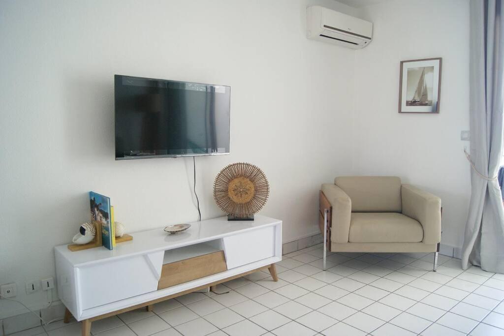 Superbe Studio Dolce Vita Vue Mer Plage Piscine Marigot  Eksteriør billede
